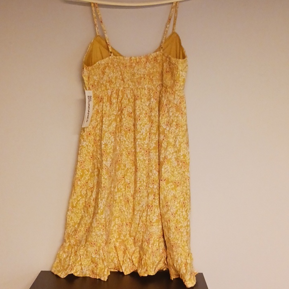 Womans Sun Dress - Picture 4 of 4